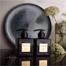 Load image into Gallery viewer, OPULENT ESCAPE CANVAS AND FRAGRANCE SET - BLACK GOLD RANGE freeshipping - Beautiful Spaces Store